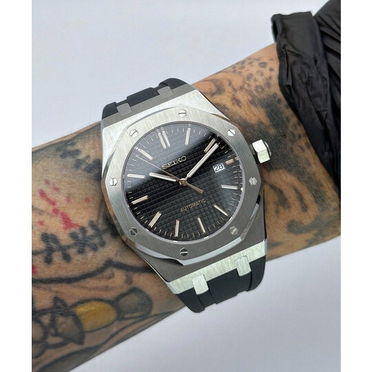Custom Seiko Mod • Black Rose Steel AP on rubber • 42mm